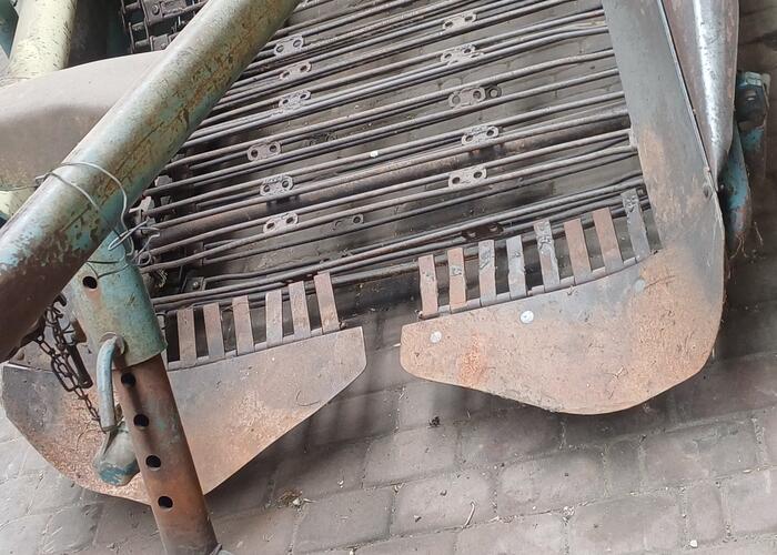 Grajewo ogłoszenia: Sprzedam kopaczkę elewatorą i części do rozrzutnika czarna...